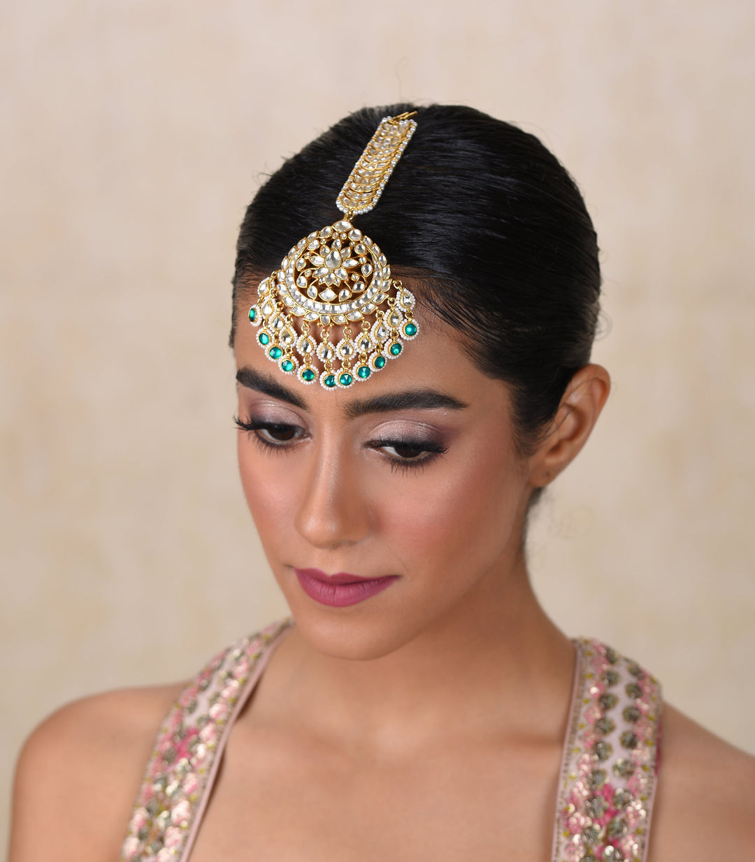 HARSHITA GREEN KUNDAN TIKA