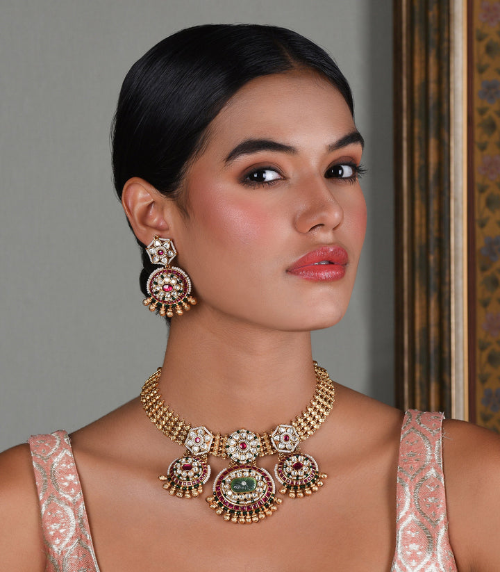 HIMANI RED & GREEN NECKLACE SET