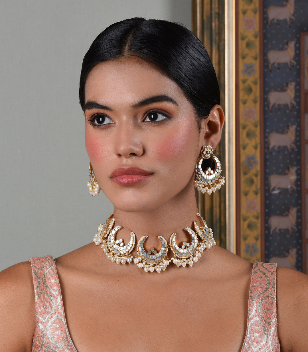 YASHVI MOTHER OF PEARLS CHOKER SET