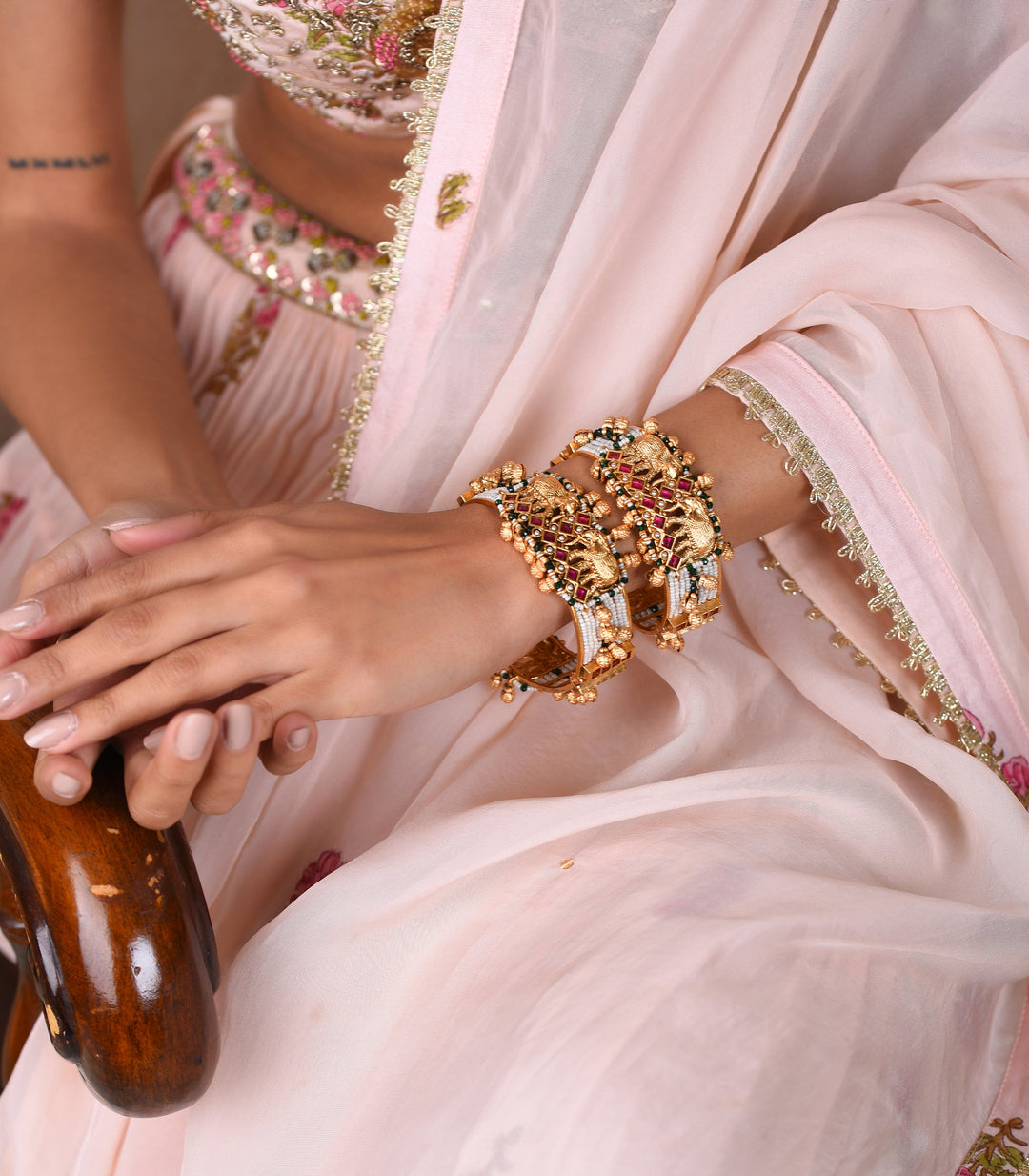 SURABHI RED & GREEN BANGLES
