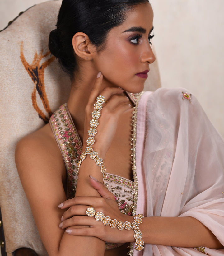 Mrinalini Kundan Hathphool