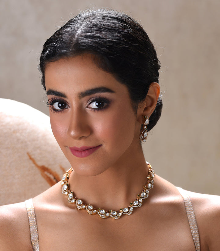 MENKA RED & GREEN POLKI NECKLACE SET