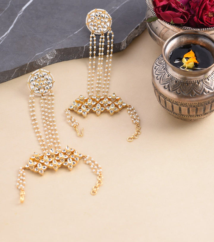 Anaya White Kundan Hathphool