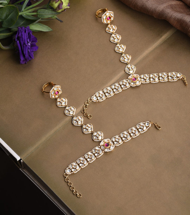 Azha Red Kundan Hathphool