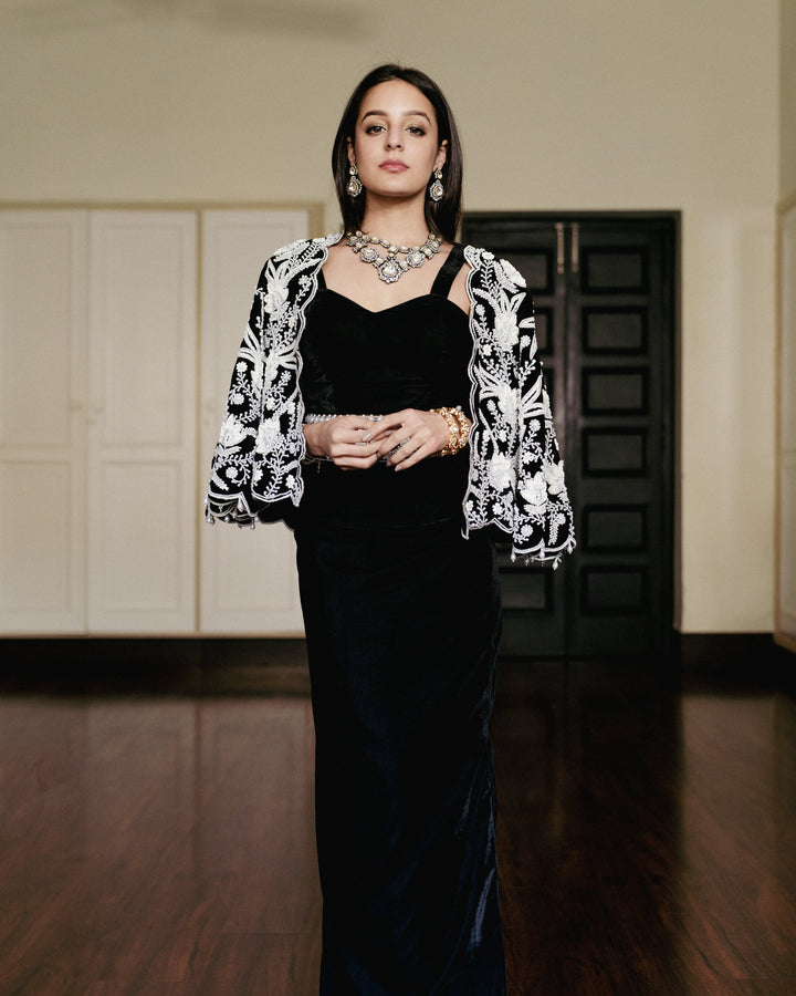 TANVIKA DARK OXIDIZED TWO LINE POLKI NECKLACE SET