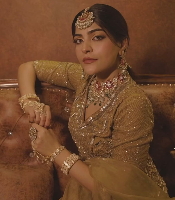 Kritika Khurana in preeti mohan