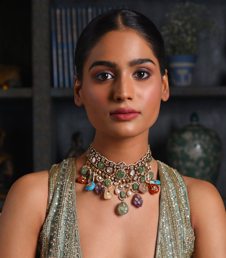 YADAVI GREEN MOISSANITE NECKLACE