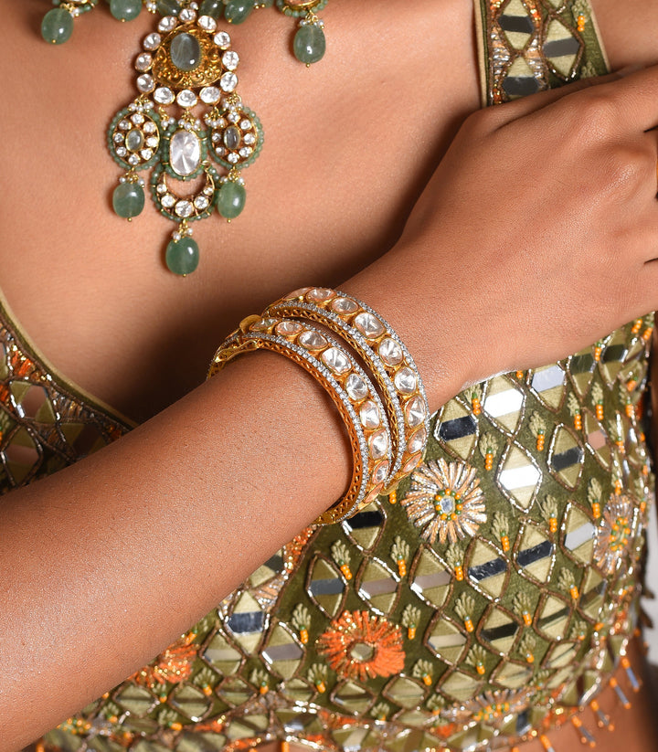 CHANDNI GOLD PLATED SINGLE LINE  MOISSANITE  BANGLES