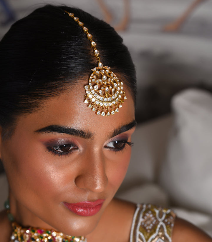 MENKA MOISSANITE TIKA