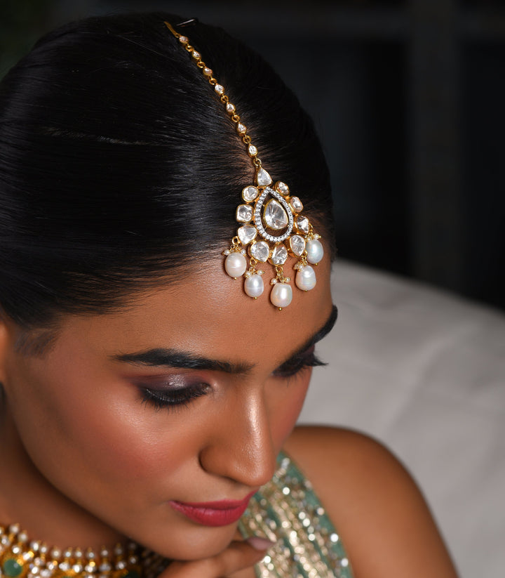GIRIJA MOISSANITE TIKA