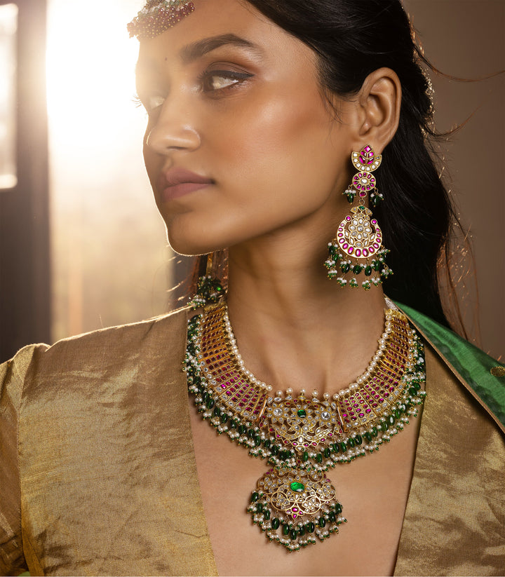 AISHANI NECKLACE SET