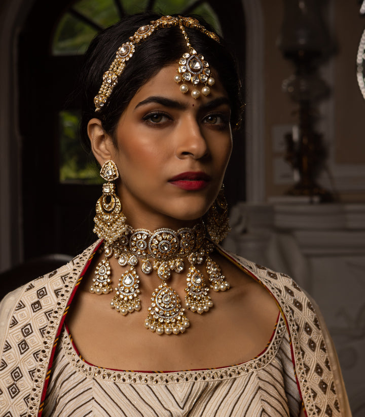 BHAVITHA NECKLACE SET