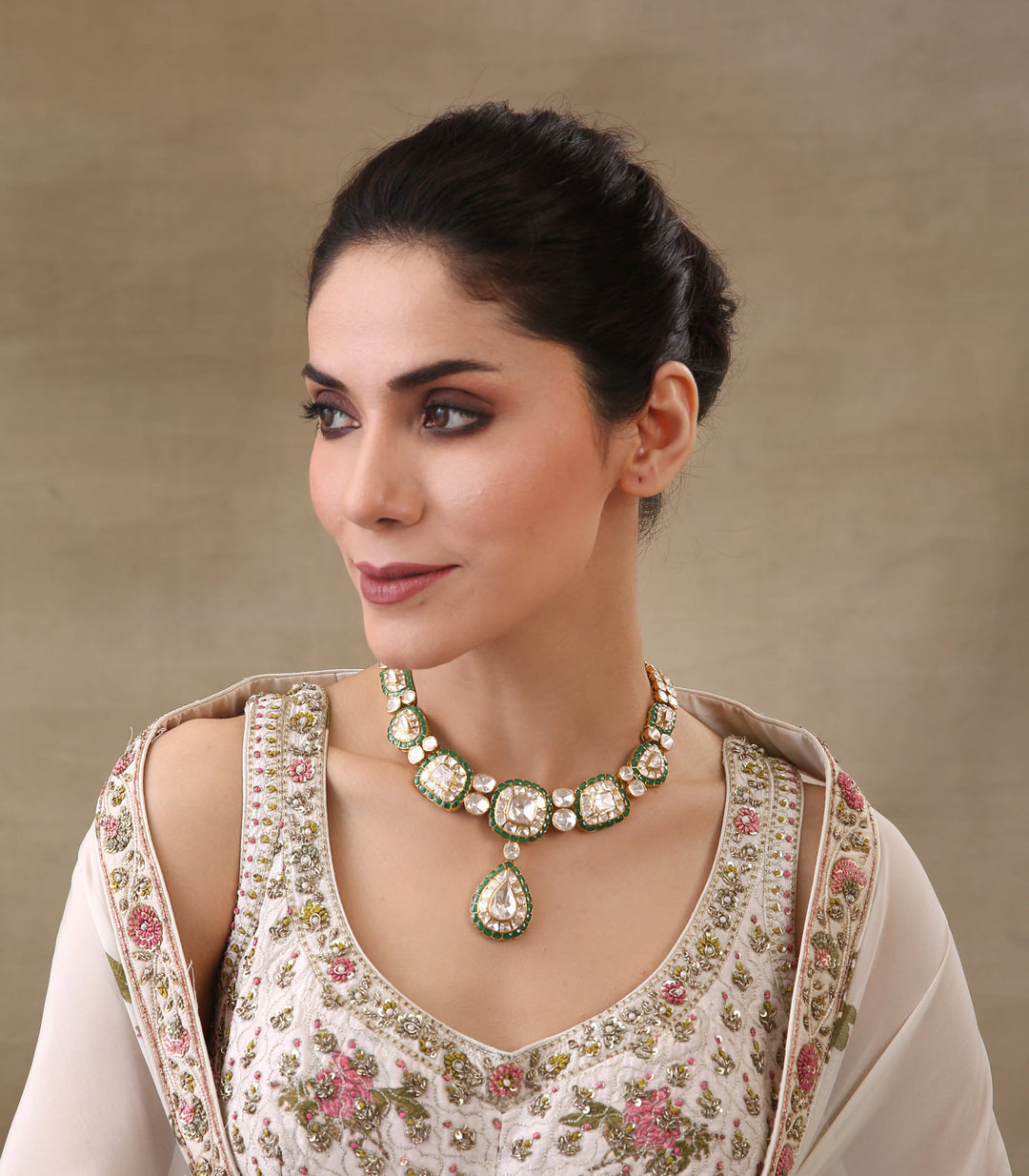 BHAVIKA GREEN MOISSANITE NECKLACE SET