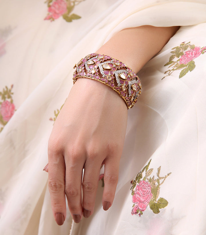 BHANVI GOLD PLATED PINK MOISSANITE BANGLE