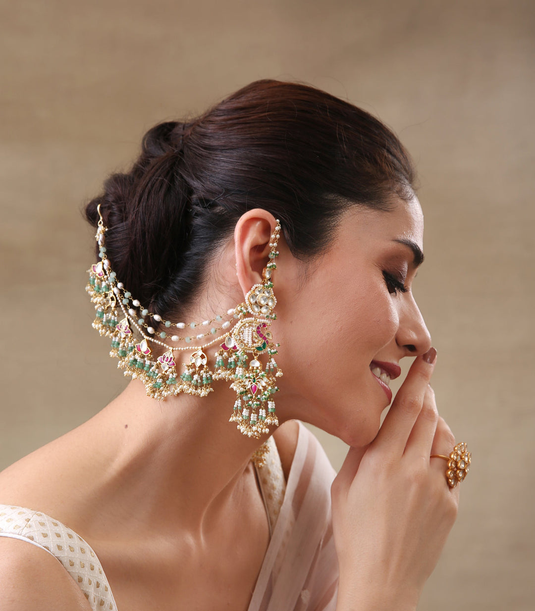 DHIMAHI WHITE & GREEN KUNDAN EARCHAIN