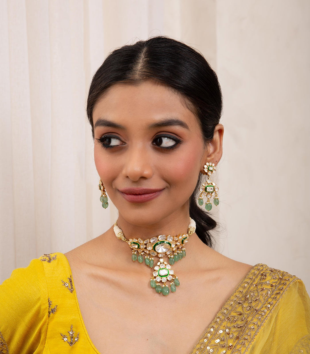 NANDITA GREEN MOISSANITE CHOKER SET