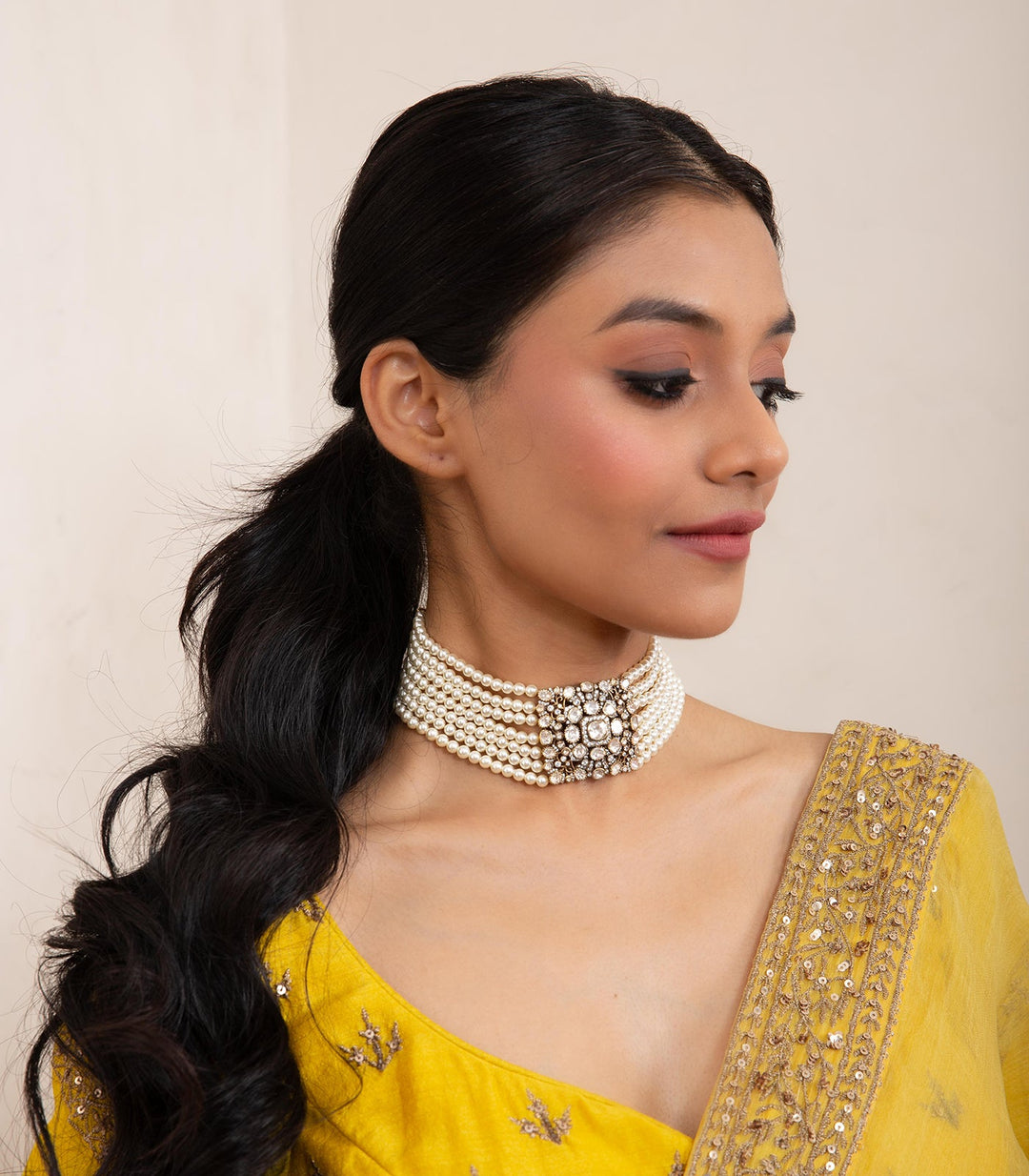 HIMANSHI ANTIQUE FINISH MOISSANITE CHOKER