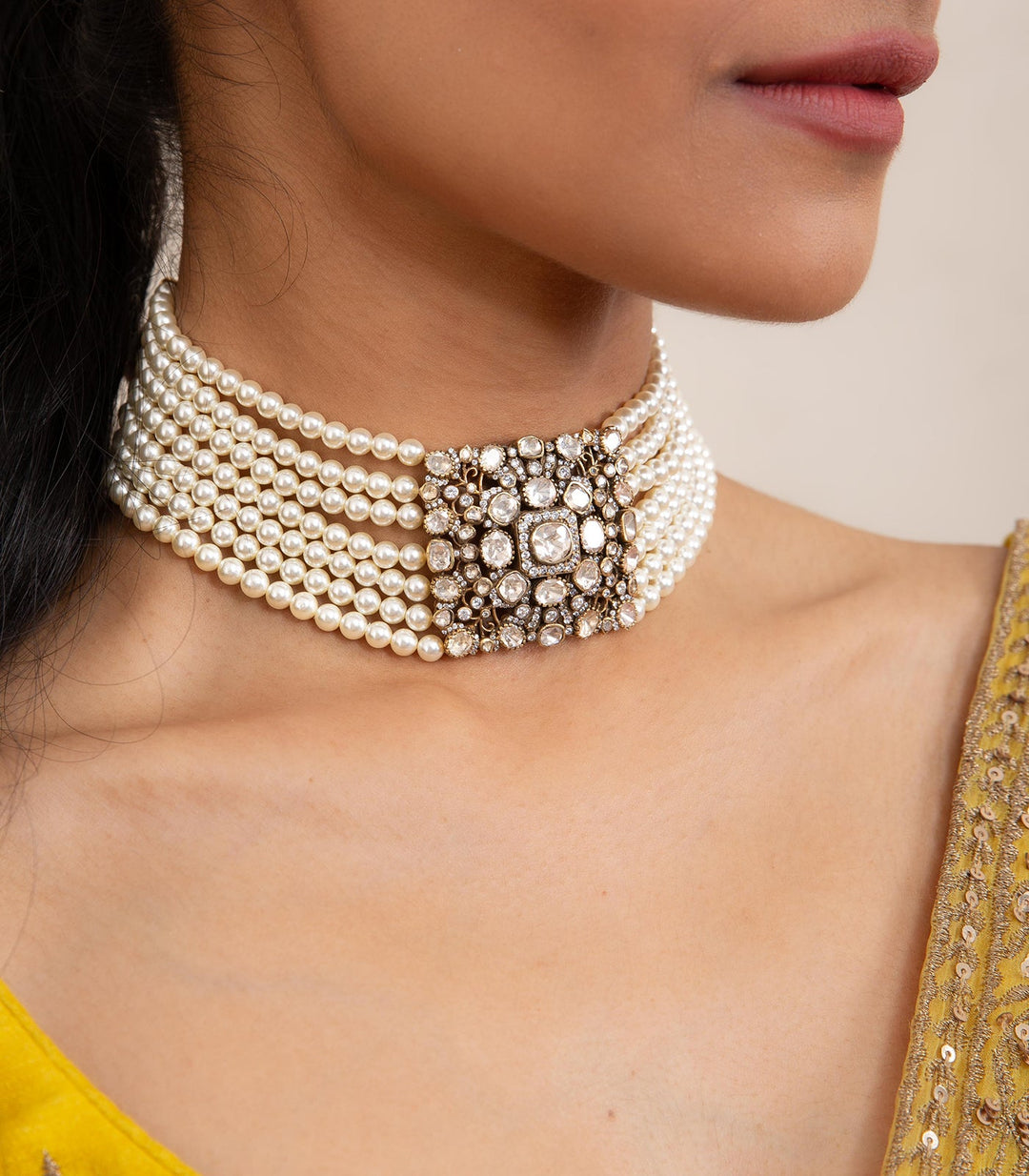 HIMANSHI ANTIQUE FINISH MOISSANITE CHOKER