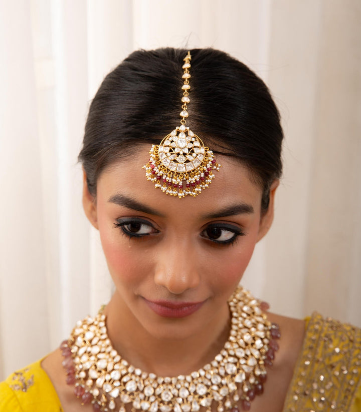 KHANAK RED MOISSANITE TIKA