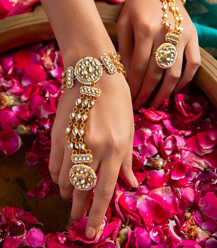 MANASVINI KUNDAN HATHPHOOL