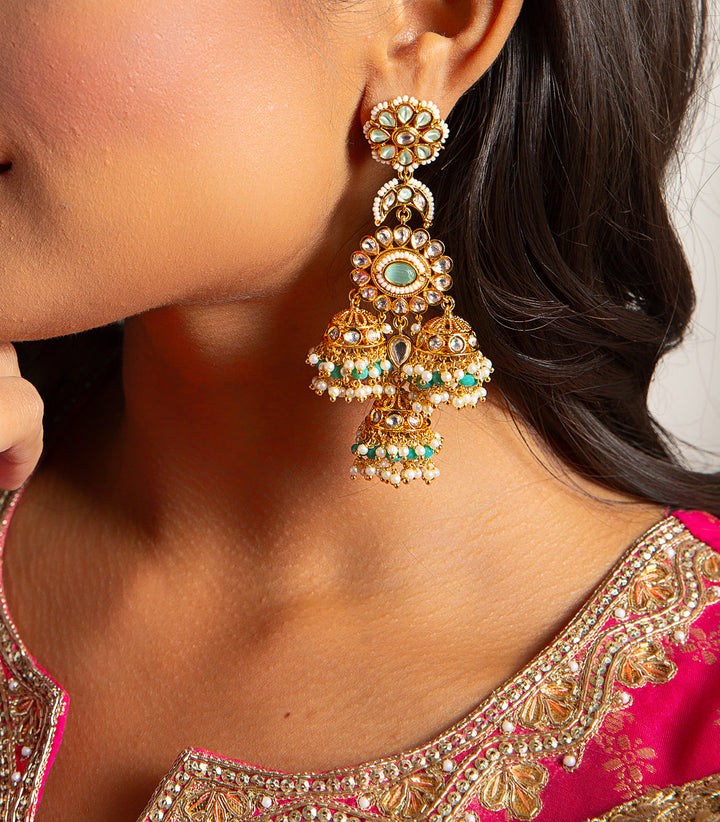 NIHARIKA MINT KUNDAN EARRING