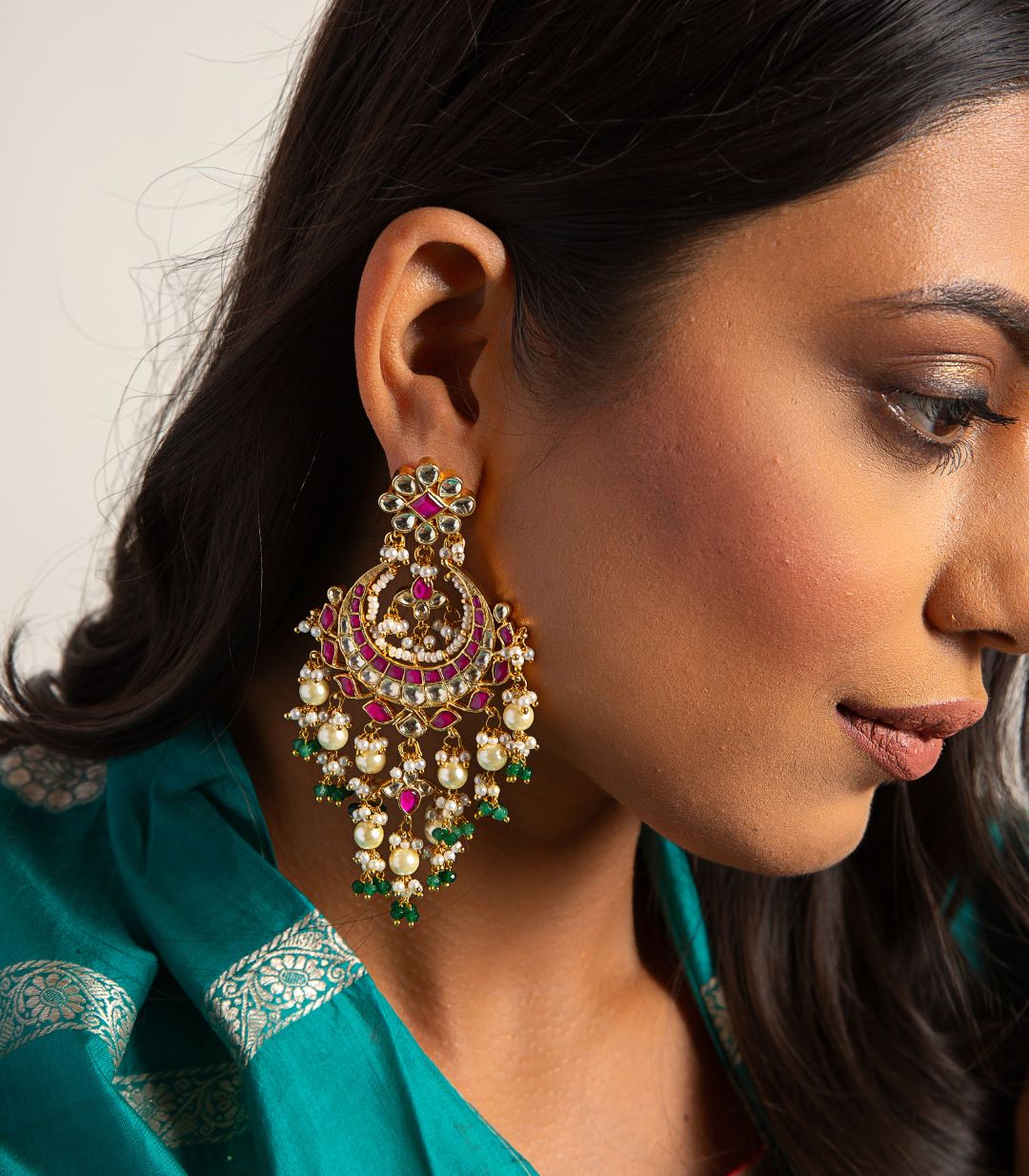 NISHI RED & GREEN KUNDAN CHANDBALI