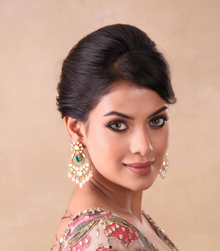 NIHARIKA GREEN MOISSANITE NECKLACE SET